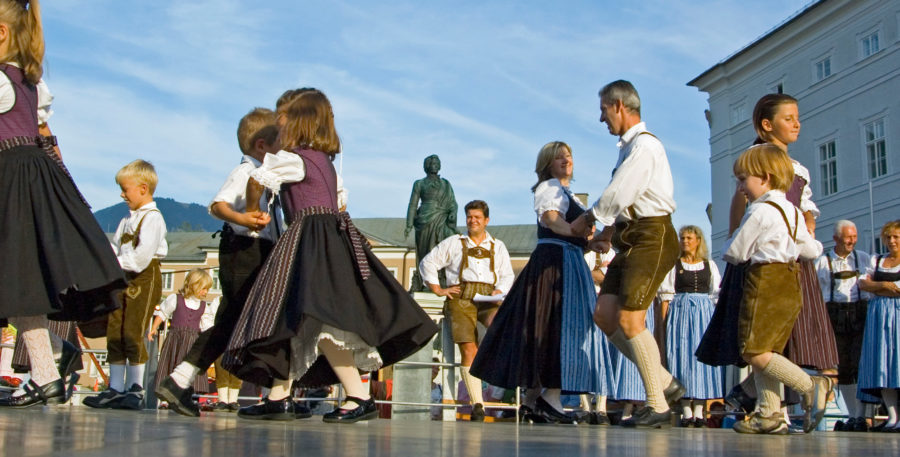 Volkstanz und Schuhplattler im Salzburger Bauernherbst