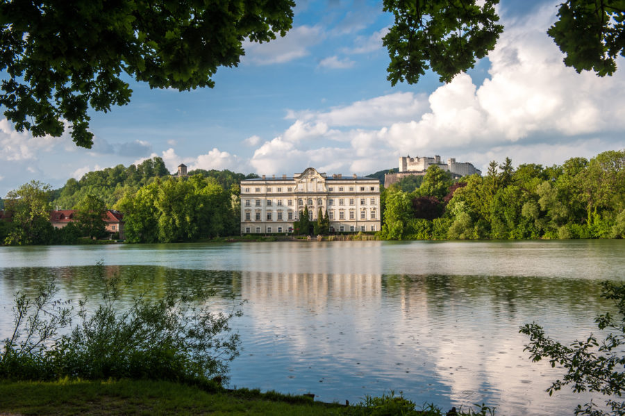 Das Schloss Leopoldskron mit dem Leopoldskroner Weiher
